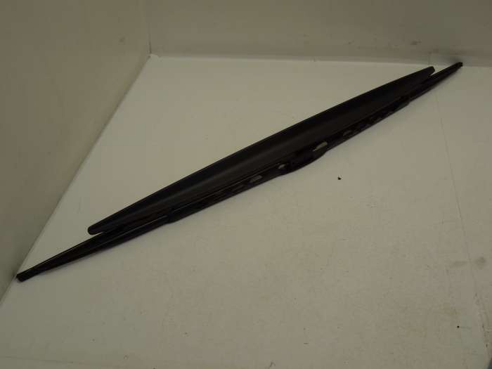 Audi A2 LHD Windscreen Wiper Blade New Genuine 8Z1955425C (Item