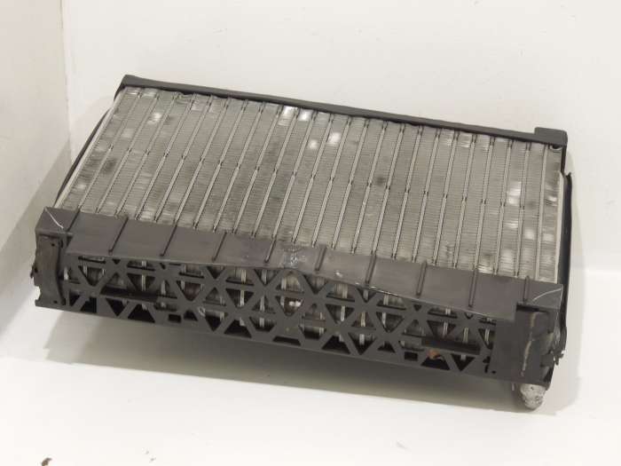 AC Evaporator Core A-Premium A/C Evaporator Core For Toyota Celica, Prius, RAV4 2000-2005 Models Car Air Conditioning Repair