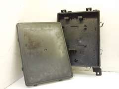 Audi A3 8P Telephone Control Module Chamber Housing Box 8P0035619B (Item #293019) 