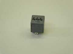 Audi TT 8N A3 8L Q7 ESP Relay Number 444 1J0927841 (Item #394451) 