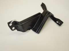 Audi A4 B6 Cabriolet NS Left Front Wing Support Bracket 8H0821135A (Item #207241) 