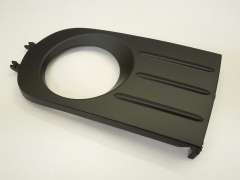 Audi A2 OS Right Fog Lamp Light Grill Surround Trim New Genuine 8Z0807490D (Item #349290) 