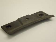 Audi A2 NS Left Upper Wing Retaining Bracket Plate 8Z0821235 (Item #74338)