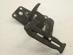 Audi A8 D2 PF Bonnet Lock Latch Catch 4D0823485C (Item #84165)