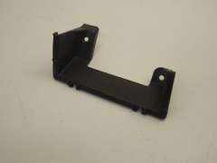 Audi A8 D2 OS Right Rear Light Cluster Retaining Bracket 4D0945568 (Item #87680)