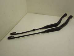 Audi A8 D2 Pair Windscreen Wiper Arms RHD 4D2955408 (Item #58844) 