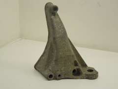 Audi A8 D2 PF NS Left CML Gearbox Support Bracket 4D0399113G (Item #97599)