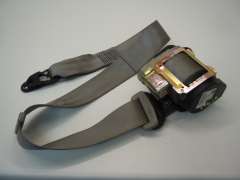 Audi A8 D3 Front OS Right Seat Safety Belt Light Grey Platinum 4E2857706 (Item #400132) 