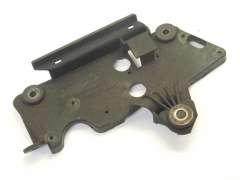 Audi A4 B5 A6 C5 V6 Solenoid Valve Retaining Plate  078133365B (Item #110597) 