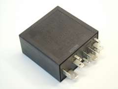 Audi A8 D2 A6 C5 Leon ECU Relay For Intermittent Wipers 377 4B0955531A (Item #452160)