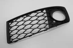 Audi RS4 B7 NS Left Lower Bumper Fog Light Grill New Genuine 8E0807681E (Item #464118)