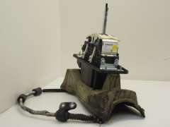 Audi A8 D3 Gear Transmission Selector Mechanism 4E2713041AQ (Item #120433)