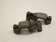 VW Phaeton D1 Front Anti Roll Bar Connecting Bracket Cap Pair 3D0199613H (Item #404666) 