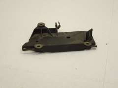 Audi A4 B6 A6 C5 V6 Solenoid Valve Retaining Plate  06C133365A (Item #136323) 
