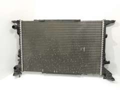 Audi A4 B8 4 Cylinder Cooling Radiator 8K0121251R (Item #455777) 