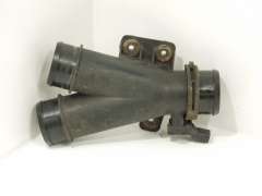 VW Phaeton D1 3.0 V6 TDi Centre Air Intake Pressure Pipe Branch  3D0145840L (Item #404467) 