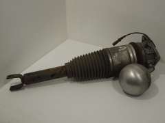 VW Phaeton D1 OS Right Rear Air Spring Shock Assembly 3D0616002K (Item #404282) 