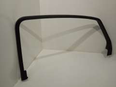 VW Phaeton D1 OS Right Rear Upper Door Window Frame Trim 3D5867686D (Item #134810) 