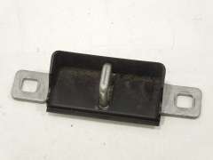 Audi A4 B5 Avant Tailgate Boot Striker Plate Latch	 4B9827507D (Item #142684) 