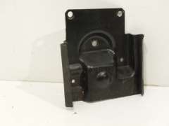 Audi A6 100 C4 Power Steering Fluid Reservoir Mounting Bracket 4A0422847B (Item #145539) 