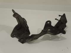 VW Phaeton Auxiliary Water Pump Bracket 3D0121079T (Item #150062) 