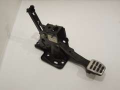 Audi TT 8N Brake Pedal and Bracket 8N2721057B (Item #459523) 