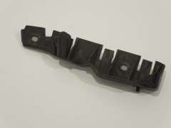 Audi A3 8P Front OS Right Wing to Bumper Support Guide Bracket 8P0807184B (Item #472340) 