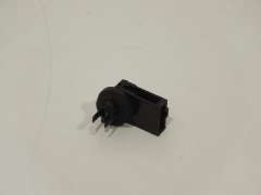 Audi TT 8N Air Vent Temperature Sensor 1H0907543A (Item #422615) 