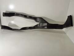 Audi A8 D2 Centre Rear Heater Duct For Rear Vents 4D2857039D (Item #162209) 
