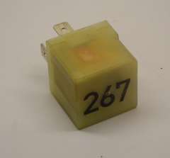 Audi A8 D2 A6 C5 Relay for Air Con Electro Clutch 267 443919578C (Item #13113)