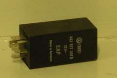 Audi A8 D2 Automatic Gearbox Shift Lock Control Relay 443927351B (Item #12795) 