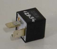 Audi A8 D2 A6 A3 Relief Relay 50A 213 443951253J (Item #12834) 