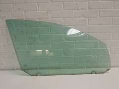 VW Golf Mk5 5 Door OS Right Front Door Window Glass 1K4845202B (Item #449559)