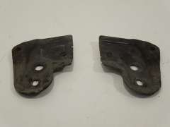 Audi A3 8P Cabriolet Engine Undertray Mounting Brackets Pair 8P7825343 (Item #387963) 