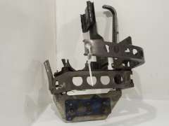 Audi A8 D2 PF Front NS Left Corner Mount Wing Support Cashmere 4D0821137AN (Item #75556) 