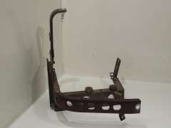 Audi A8 D2 PF Front OS Right Corner Mount Wing Support Red 4D0821138AN (Item #5735) 