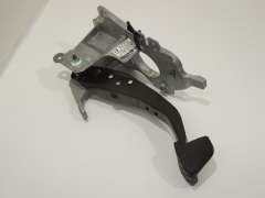 VW Passat B6 Brake Pedal  3C2721057D (Item #176567) 
