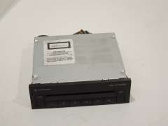 VW Passat B6 6 Disc CD Changer CD Player 3C0035110 (Item #452899) 