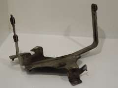 Audi S8 D3 5.2 V10 NS Left Additional Cooling Radiator Bracket 4E0121233 (Item #346104) 