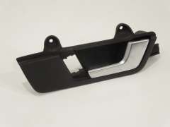 Audi A4 B7 OS Right Interior Door Handle Black 8E2837020F (Item #454421) 