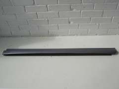 Audi A8 D3 OS Right Front Lower Door Strip Trim Akoya Silver	 4E0853960A (Item #189401)