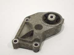 VW Phaeton D1 Rear Differential Support Side Mount 3D0599125E (Item #198717) 