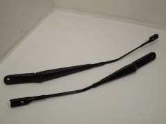 Audi A1 8X Pair Windscreen Wiper Arms RHD 8X2955408 (Item #434864)