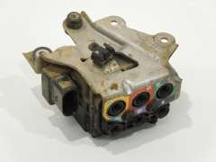 Audi Q7 4L Air Suspension Valve Block Distribution Unit 7L0698014 (Item #420873)