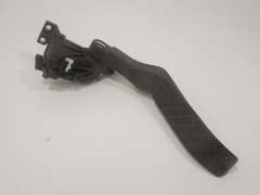VW Touareg 7L Accelerator Pedal 7L6723507A (Item #214271) 