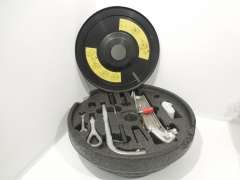 Audi TT 8N Spare Wheel Well Foam Tool Kit Holder and Tools 8N0012109K (Item #421460)