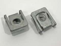 Audi A4 B8 A5 8T Undertray Trim Speed Nut Fastening Pair New 8K0805922A (Item #449808)