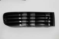 Audi 80 Coupe Cabriolet PF OS Right Lower Bumper Grill New Genuine 895853668H (Item #407302) 