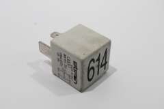 Audi A8 A6 A4 A2 Glow Plug Relay 614 8E0951253 (Item #463318) 