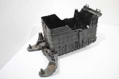 VW Passat B7 Battery Tray and Sides 1K0915333H (Item #478790) 